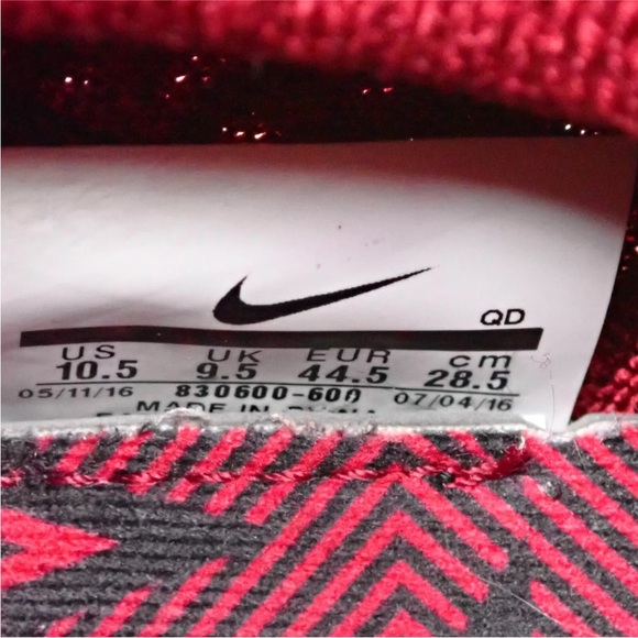 Nike Air Footscape Magista Flyknit FC Sneakers 830600-600 Mens Sz 10.5 - Picture 10 of 10